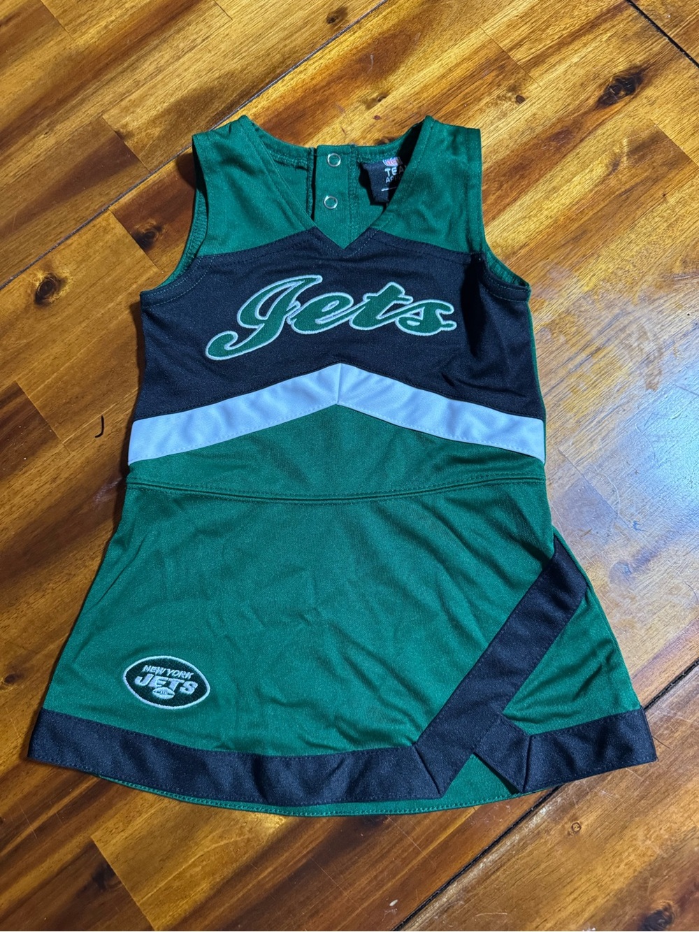 Jets cheer outfit